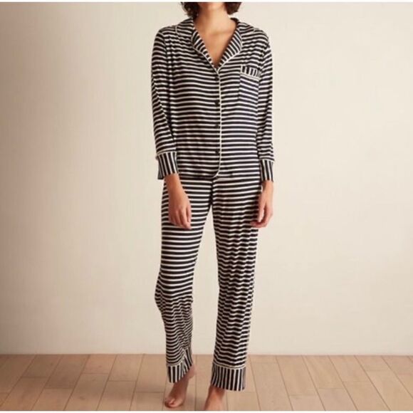 Maison Du Soir Monaco Pajama Set: Navy Stripe - Picture 1 of 14